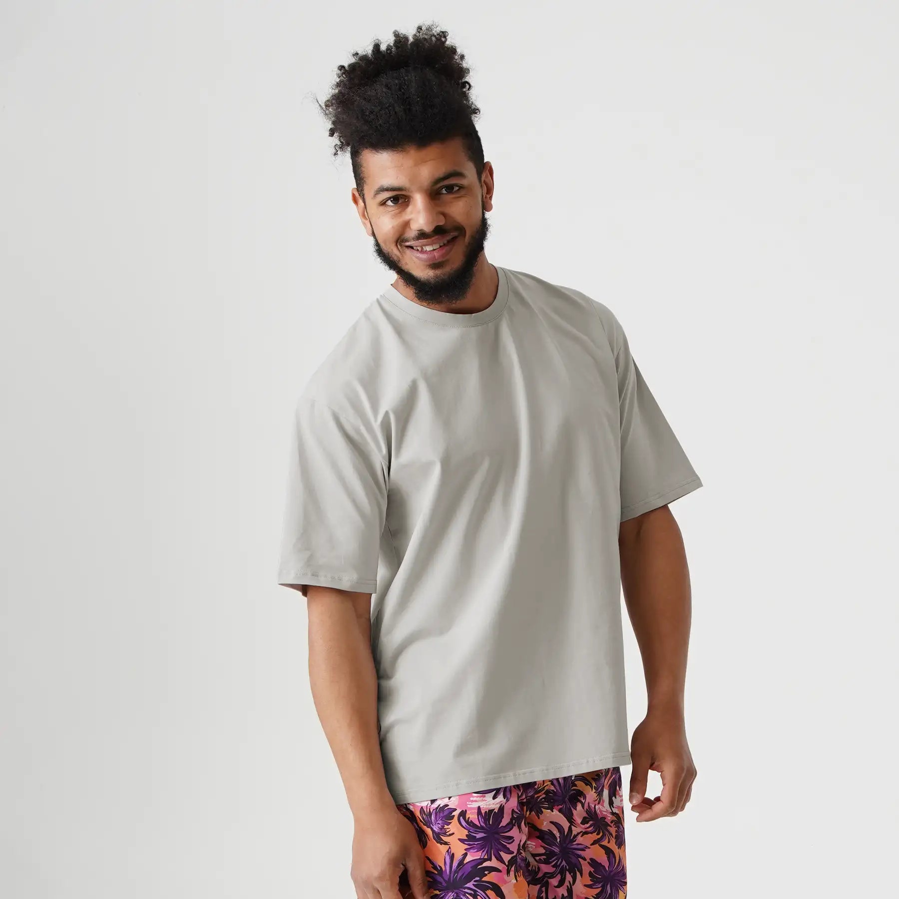 Man’s SET Premium Heavy Cotton oversized T-shirt in almond color, loose fit, front view