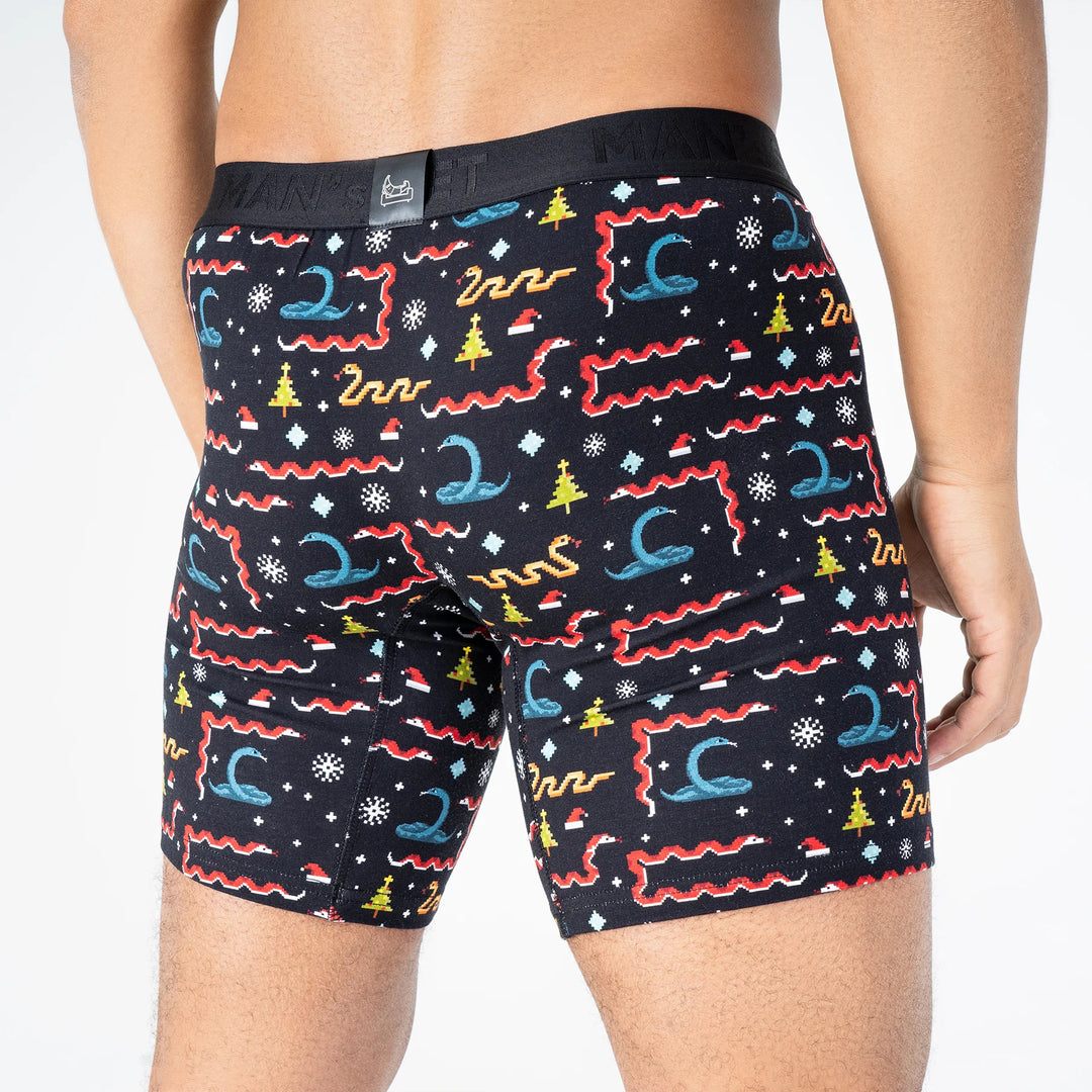 Man’s SET UltraSoft men’s boxer briefs in Snakes print, breathable anatomical underwear, black fabric, back view