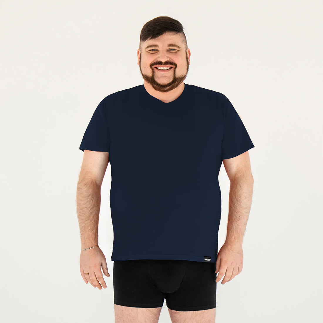 Man’s SET navy cotton V-neck Plus-Size T-shirt with black breathable men’s boxer briefs, front view