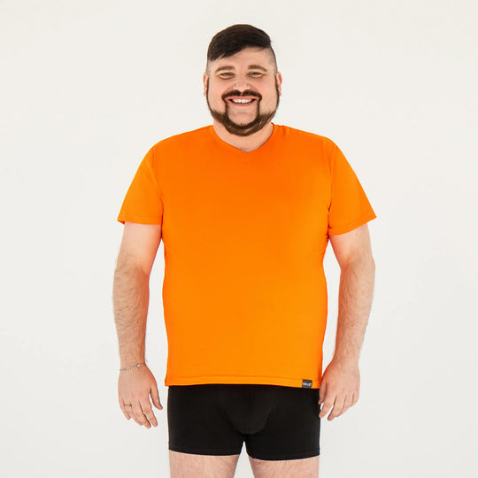 Man’s SET orange cotton V-neck Plus-Size T-shirt with black breathable men’s boxer briefs, front view
