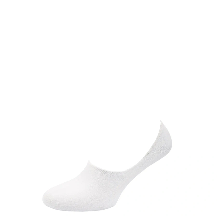 White no-show socks by Man’s SET, men’s low-cut cotton design with anti-slip silicone heel grip, side view