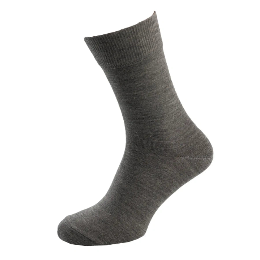 Gray winter crew sock in soft merino wool by Man’s SET, warm and breathable design, side view