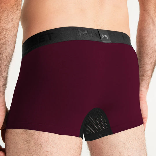 Plum AirFlow men’s trunk with ventilated mesh gusset and soft waistband by Man’s SET, back view