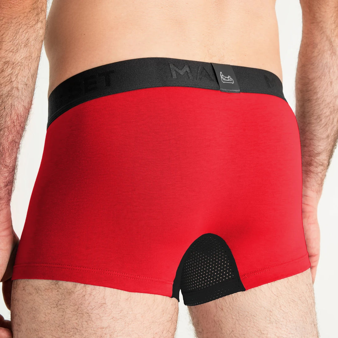 Man’s SET red AirFlow trunk with mesh gusset, breathable men’s underwear, back close-up view
