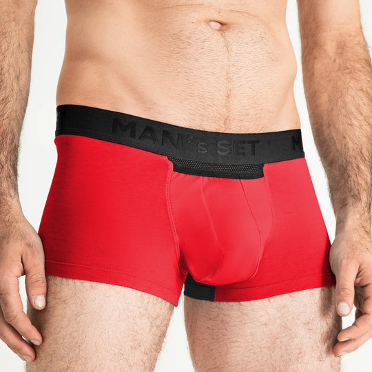 Man’s SET red AirFlow trunk with mesh fly panel, breathable anatomical men’s underwear, front close-up view